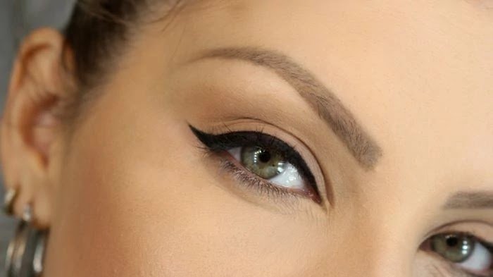Aprenda a fazer delineado gatinho – Como Cuidar da Beleza Feminina com Estilo